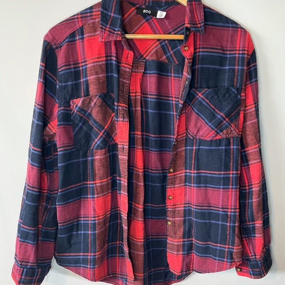 UO Plaid Boyfriend Flannel - Picture 1 of 3